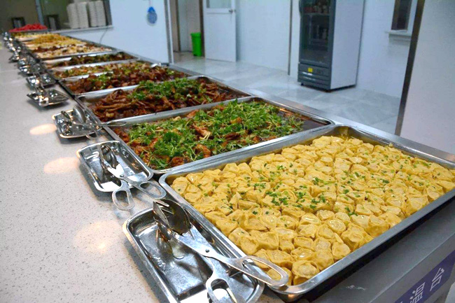 飯堂承包管不好不用愁，交給專(zhuān)業(yè)餐飲公司